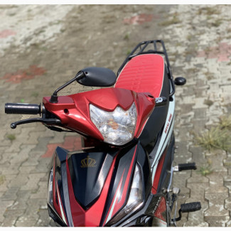 Royal Motorcycle 2022 Red