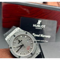 Stylish Hublot Leather Strap Watch with Moissanite Stone