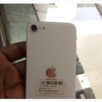 Apple iPhone SE (2022) 128 GB White