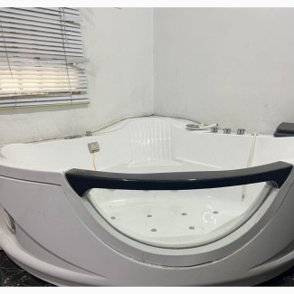 Fairly Used Jacuzzi Bath for Spas or Home Use