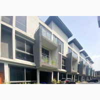 5bdrm Townhouse / Terrace in Lekki Phase 1 for rent
