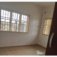 Spacious 2 Bedroom Apartment in Isaac John, Jibowu for Rent
