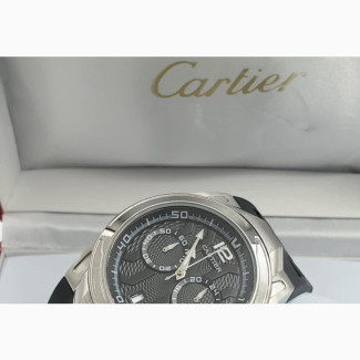 High Quality CARTIER Rubber Strap Watch Available in Store