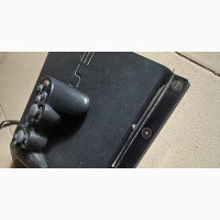 Ps3 Slim + 2 Controllers and External Hard Drive