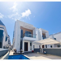 5bdrm Duplex in Royal Pine, Chevron for sale