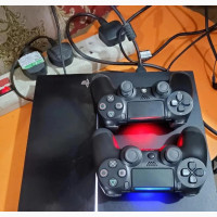 PS4 8 Games + 1 Dualshock 4 Pad