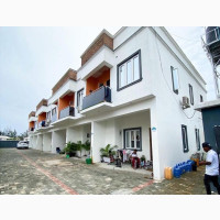 3bdrm Townhouse / Terrace in Ikota, Lekki for Rent