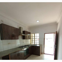 Studio Apartment in Chevron for rent