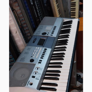Yamaha PSR E413 Keyboard
