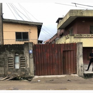 9bdrm House in Ijashatedo, Ijeshatedo for Sale