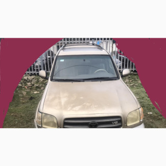 Toyota Sequoia 2004 Gold