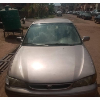 Toyota Granvia 2000 Gold