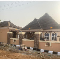 3bdrm Block of Flats in Afunbiowo, Akure for sale