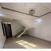 4bdrm Townhouse / Terrace in Ikate, Lekki for rent