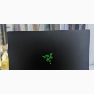Laptop Razer Blade Advanced 16GB Intel Core I7 SSD 1T