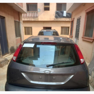 Ford Focus 1.8 2004 Gray