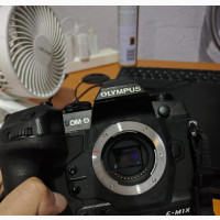 Olympus Om-D E-M1x