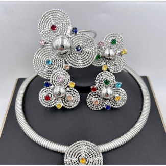 Stunning Ladies Jewelry Set