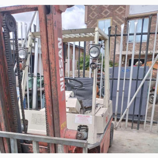 2 Tons Nissan Forklift. Direct Belgium