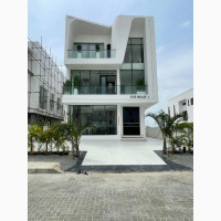 5 bedroom fully detached duplex with bq