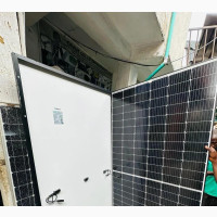 800w Jinko Solar Panels Available