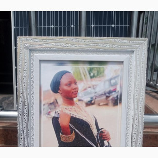 We Frame Pictures and We Have a Different Sizes and Designs