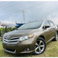 Toyota Venza 2010 Gold