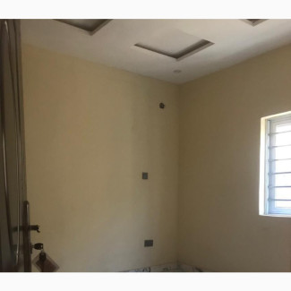 Furnished 1bdrm Room Parlour in Life C, Apo District for rent