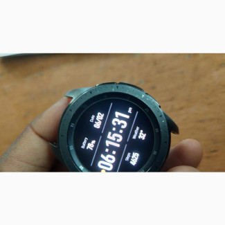 Samsung Galaxy Watch 42mm (Black) | LTE