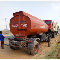 Water Tanker with Sprinkler for Road Works - 8000L Capacity