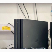 UK Used PS4 Pro With Complete Accessories