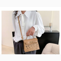 Quality Hand Bag for a Classy Lady