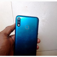 Infinix Hot 8 Lite 32 GB Blue - Slight Crack on Screen - Works Perfectly