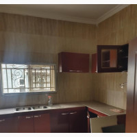 3bdrm Block of Flats in Utako for rent