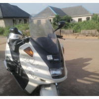 Yamaha Majesty 2004