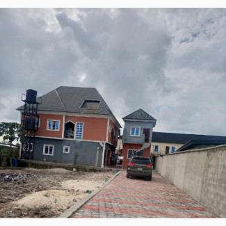 Furnished 3bdrm Block of Flats in New Roads Awoyaya for Rent