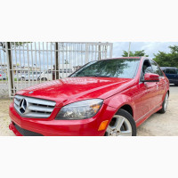 Mercedes-Benz C300 2011 Red