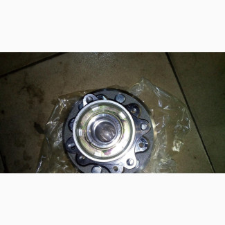 Toyota Hiace Bus Wheel Hub - Brand New
