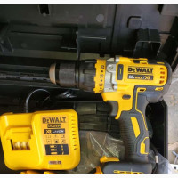 68 Volt Dewalt Screw and Drill Machine