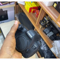 Canon 6D Mark II - Used DSLR Camera