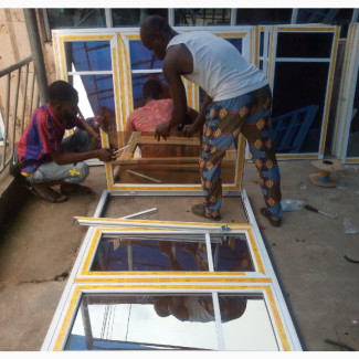 1800mm X 1200mm Aluminum Casement Window 3 Panels With Net