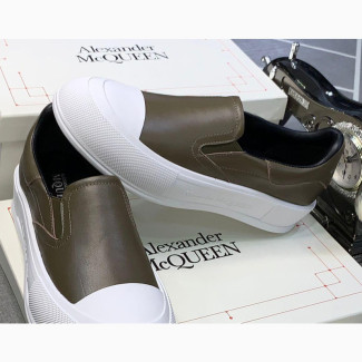 Alexander McQueen Loafer