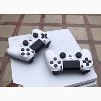 London Used Ps4 Slim With 2 Controllers - Grade A
