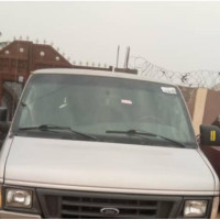 Ford E350 2007 Gold