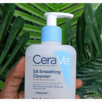 CERAVE SA Smoothing Cleanser 236ml