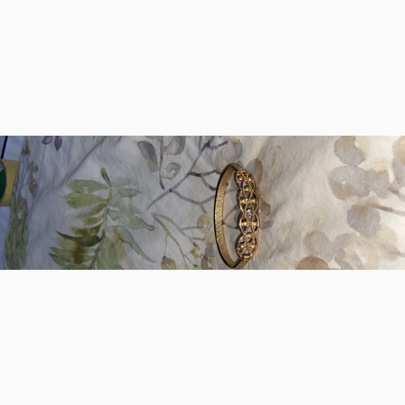 Фото 2/2. Stylish Gold Bracelet
