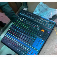 Original Yamaha 16 Channel Mixer