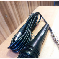 Signature Dynamic Wired Microphone KTV130