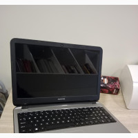 Compaq Laptop - 4GB RAM, 500GB HDD, Windows 10