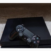 Ps4 With Two Wireless Controllers